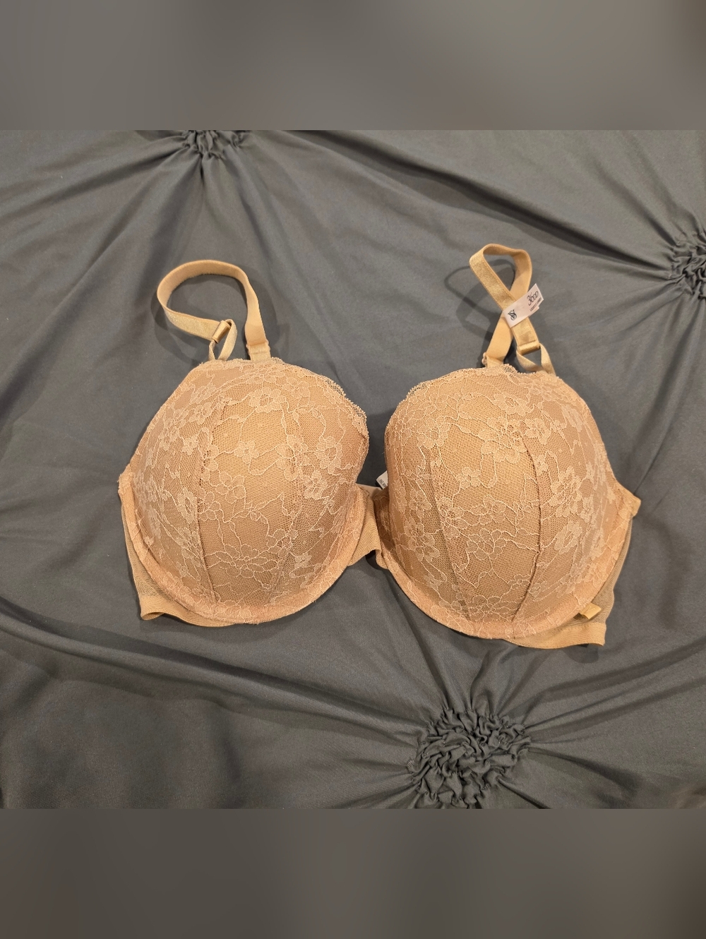 Victoria's Secret Beige Lace Push-Up Bra
